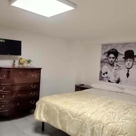 Quen Apartment Naples Exterior photo